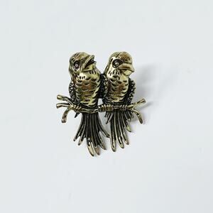 Brass Tone Two Parrots Cocktail Ring Fashion Statement Size 5.5 Adjustable